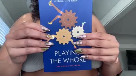 RIRI OR DREAMY online show from February 2025 11:32:02 PM