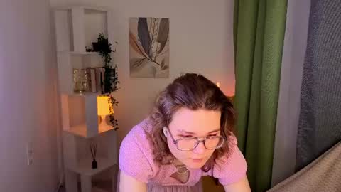 Snapshot of dreamyydaze chatting on July 2026 09:57:01 PM Daze online show from July 2026 09:57:01 PM