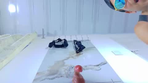 Dreichwe online show from June 2026 06:53:01 PM