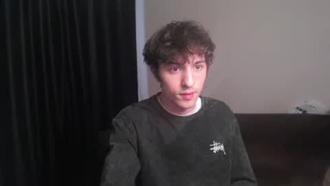 Snapshot of dress_air chatting on April 2026 01:41:01 AM Air online show from April 2026 01:41:01 AM