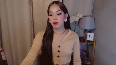 Dreyana online show from November 2025 03:59:02 AM