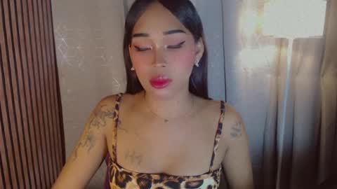 Dreyana online show from July 2026 05:01:02 PM