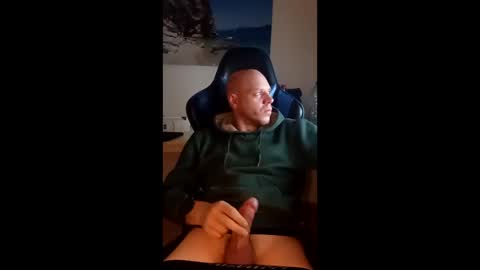 Snapshot of drijn3 chatting on January 2026 02:27:02 AM drijn3 online show from January 2026 02:27:02 AM