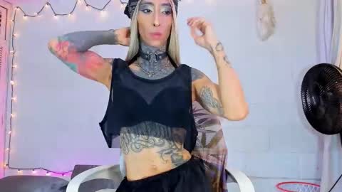 drippyorlove online show from May 2026 03:27:01 PM