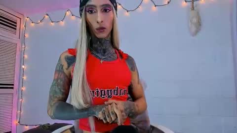 drippyorlove online show from May 2026 05:19:02 PM