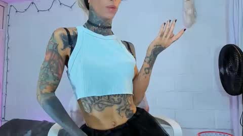 drippyorlove online show from May 2026 01:29:02 PM