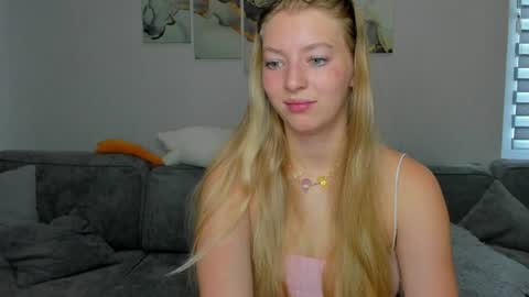 Hanna online show from August 2026 04:03:01 AM