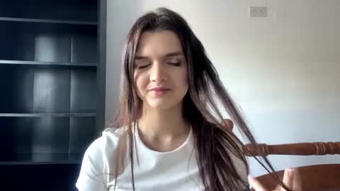 Anna online show from July 2026 04:43:02 PM