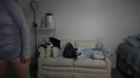 Snapshot of drizzypeach602 chatting on December 2024 12:23:01 AM Drizzypeach602 online show from December 2024 12:23:01 AM