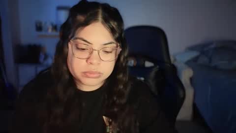 Snapshot of drizzypeach602 chatting on December 2024 04:54:02 AM Drizzypeach602 online show from December 2024 04:54:02 AM