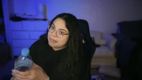 Snapshot of drizzypeach602 chatting on January 2025 07:12:02 AM Drizzypeach602 online show from January 2025 07:12:02 AM