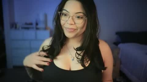 Snapshot of drizzypeach602 chatting on January 2025 02:03:01 AM Drizzypeach602 online show from January 2025 02:03:01 AM