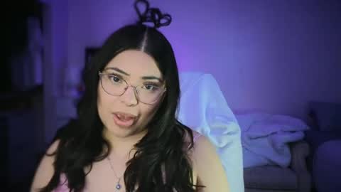 Snapshot of drizzypeach602 chatting on February 2025 03:42:01 AM Drizzypeach602 online show from February 2025 03:42:01 AM