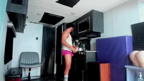 Snapshot of drizzys_room chatting on December 2025 11:17:01 AM DirtyDrizzy online show from December 2025 11:17:01 AM