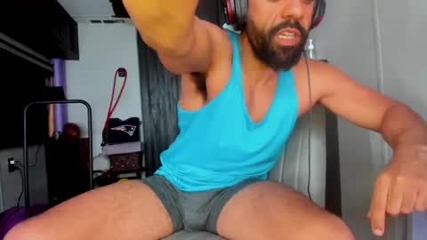 Snapshot of drizzys_room chatting on February 2026 03:02:02 AM DirtyDrizzy online show from February 2026 03:02:02 AM