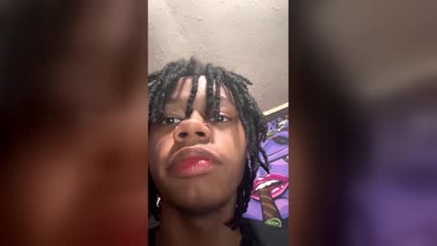 Snapshot of droddick chatting on March 2026 01:11:01 AM droddick online show from March 2026 01:11:01 AM