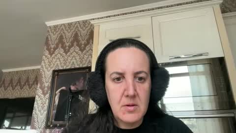 Dr. Resa online show from March 2025 02:26:02 PM