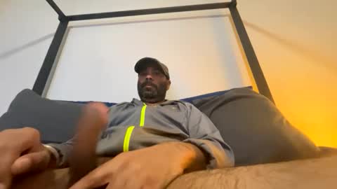 Snapshot of drspunkalott chatting on December 2024 12:13:01 AM drspunkalott online show from December 2024 12:13:01 AM