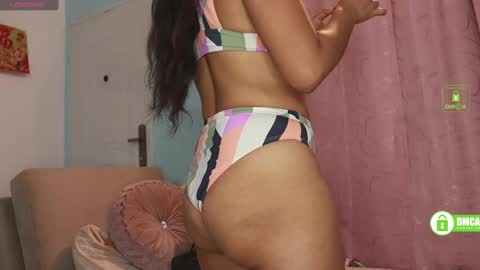 Snapshot of duamilktits chatting on January 2025 09:17:01 AM duamilktits online show from January 2025 09:17:01 AM