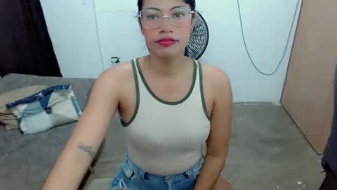 dulce2415 online show from May 2026 01:11:02 AM