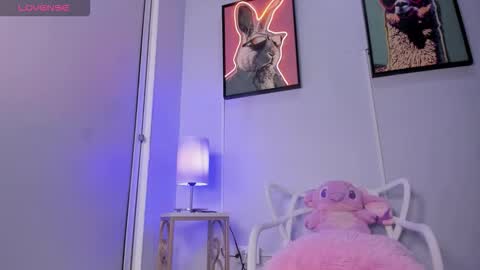 dulce__fiore07 online show from January 2026 12:21:01 PM