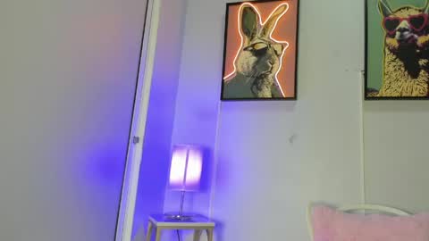 Snapshot of dulce__fiore07 chatting on April 2026 12:33:01 PM dulce__fiore07 online show from April 2026 12:33:01 PM