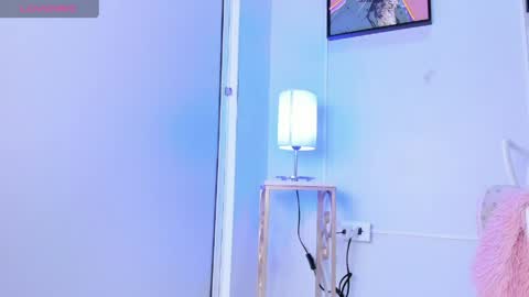 Snapshot of dulce__fiore07 chatting on April 2026 12:07:01 PM dulce__fiore07 online show from April 2026 12:07:01 PM