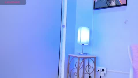 Snapshot of dulce__fiore07 chatting on May 2026 11:59:01 AM dulce__fiore07 online show from May 2026 11:59:01 AM
