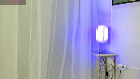 Snapshot of dulce__fiore07 chatting on May 2026 12:00:02 PM dulce__fiore07 online show from May 2026 12:00:02 PM
