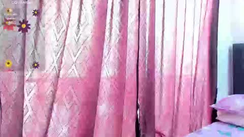 Dulce  online show from February 2025 04:33:02 PM