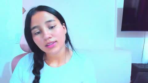 Dulce  online show from October 2025 04:52:02 PM