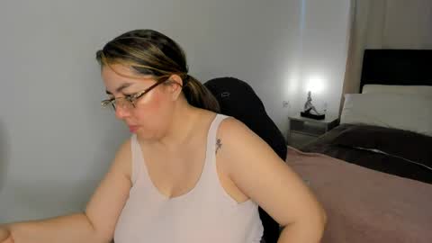 dulce brithany online show from April 2026 09:06:02 PM