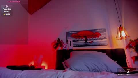 Snapshot of dulce_charlottee chatting on February 2025 11:34:01 PM DULCE online show from February 2025 11:34:01 PM