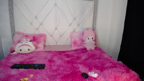 Snapshot of dulce_kiy chatting on May 2026 08:53:01 AM dulce_kiy online show from May 2026 08:53:01 AM