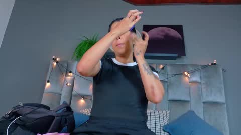 DULCE AURORA online show from February 2026 07:48:01 AM