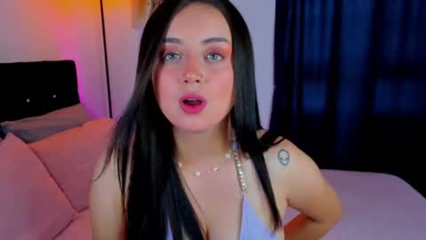 Daniela online show from September 2025 01:13:01 PM