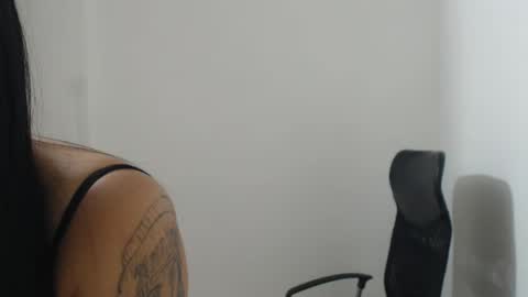 dulceguzman online show from July 2026 11:40:01 PM