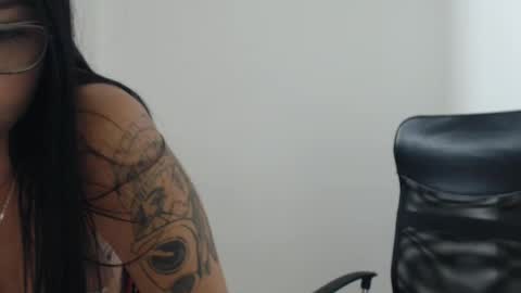 dulceguzman online show from July 2026 11:57:02 PM