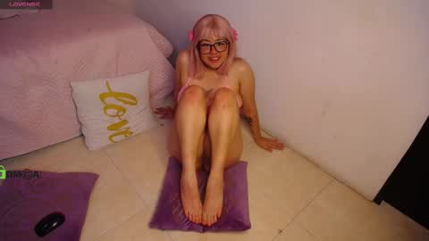 Snapshot of dulcerose01 chatting on March 2025 02:47:02 AM Dulce Rose online show from March 2025 02:47:02 AM