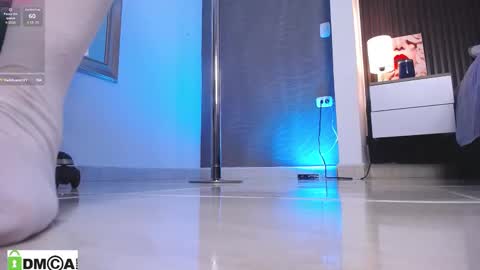 Snapshot of dulcerose01 chatting on September 2025 11:08:01 PM Dulce Rose online show from September 2025 11:08:01 PM