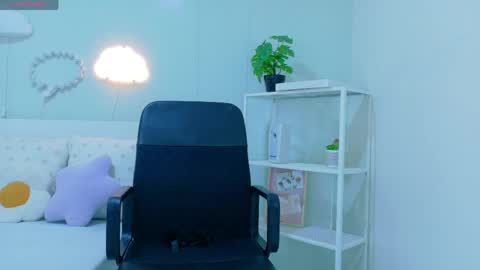 Snapshot of dulcesexy__ chatting on April 2026 07:33:02 PM Dulce Sexy online show from April 2026 07:33:02 PM