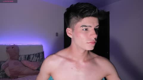 Snapshot of dulcey_ chatting on May 2026 10:01:02 AM Dulcey online show from May 2026 10:01:02 AM