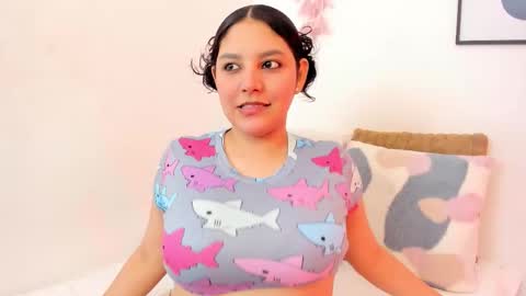 Snapshot of dullce77 chatting on September 2025 07:36:02 PM Dulce online show from September 2025 07:36:02 PM