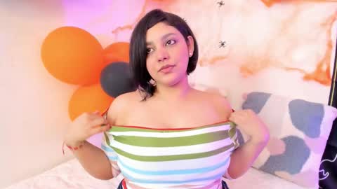 Snapshot of dullce77 chatting on October 2025 06:31:01 PM Dulce online show from October 2025 06:31:01 PM