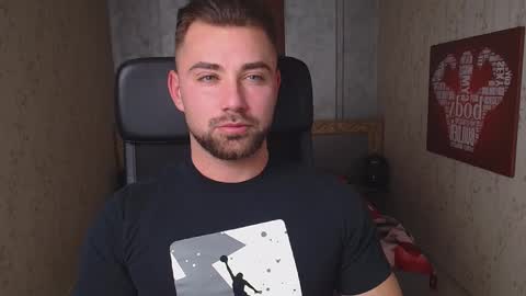 Snapshot of duncanstones chatting on December 2024 06:39:01 PM DuncanStone online show from December 2024 06:39:01 PM