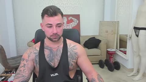 Snapshot of duncanstones chatting on January 2025 01:24:01 PM DuncanStone online show from January 2025 01:24:01 PM