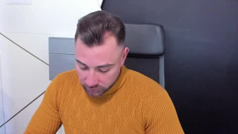 Snapshot of duncanstones chatting on February 2025 12:17:02 PM DuncanStone online show from February 2025 12:17:02 PM