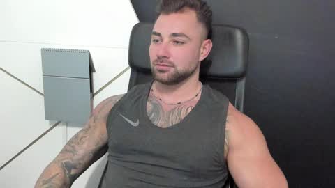 Snapshot of duncanstones chatting on March 2025 02:10:02 PM DuncanStone online show from March 2025 02:10:02 PM