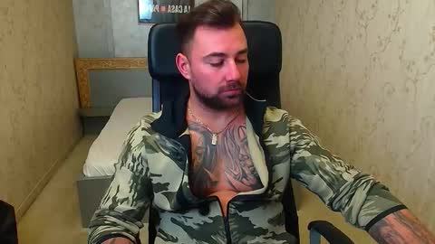 Snapshot of duncanstones chatting on October 2025 04:16:01 PM DuncanStone online show from October 2025 04:16:01 PM