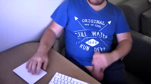 FloFrenchCurv288 online show from May 2026 11:25:02 PM